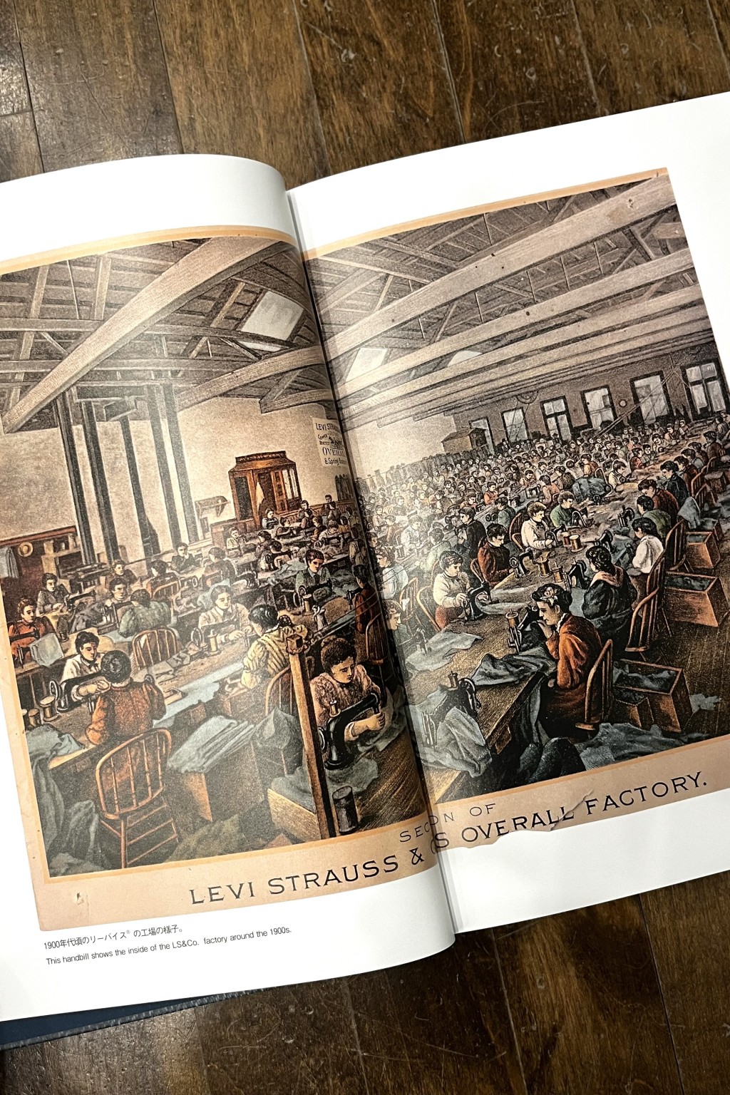 Levi's Vintage Clothing The 501XX Book A Collection of Vintage