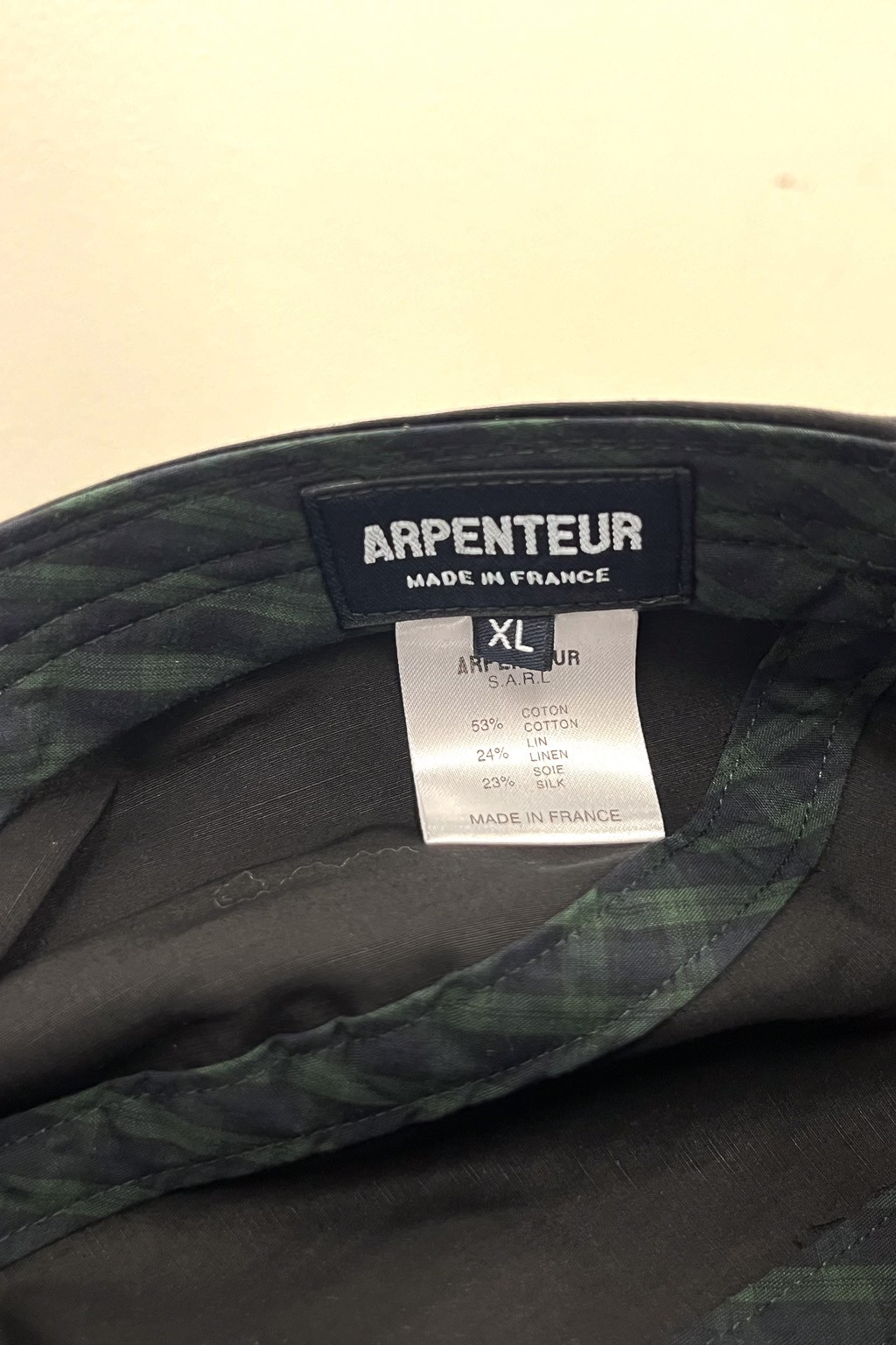 Arpenteur Marina Cap Black Taffeta