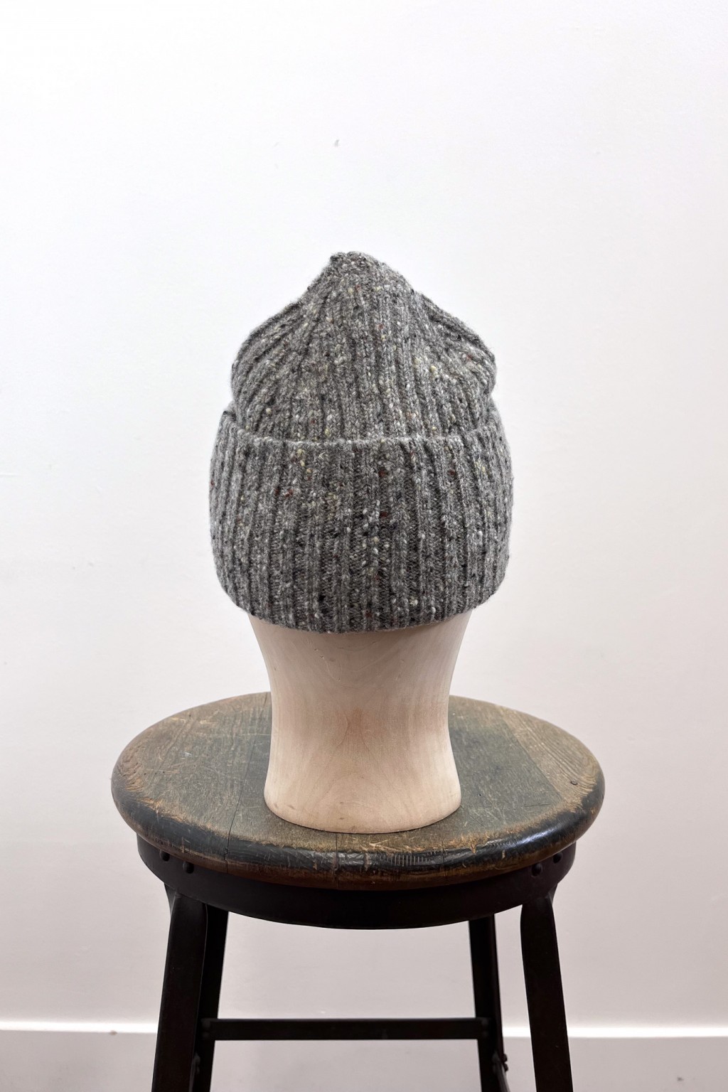 Drake's Merino Wool Ribbed Knit Beanie Ramor Grey