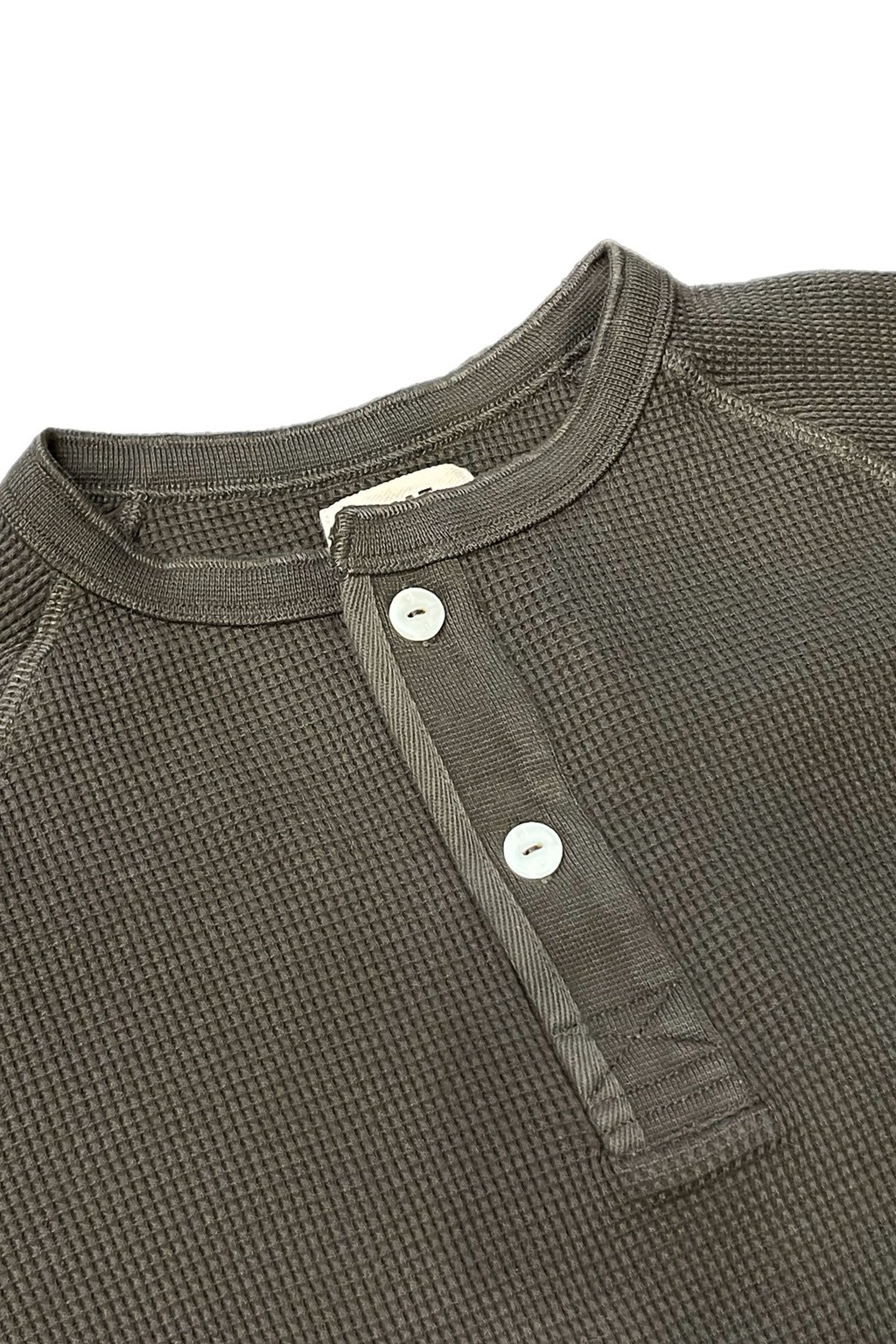 Heimat Cotton Waffle Henley Military Green