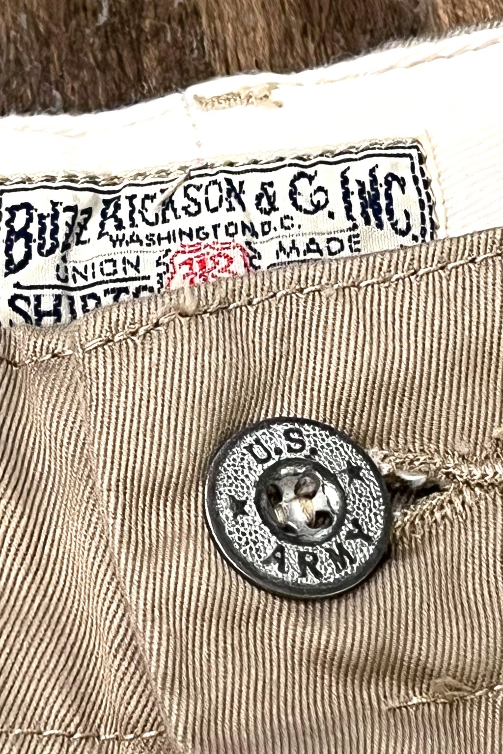 Buzz Rickson's 1945 Model Chino Shorts Beige