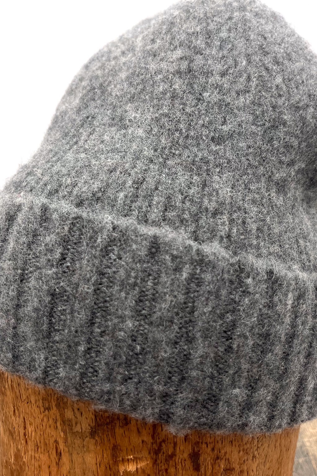 Howlin’ King Jammy Hat Metal