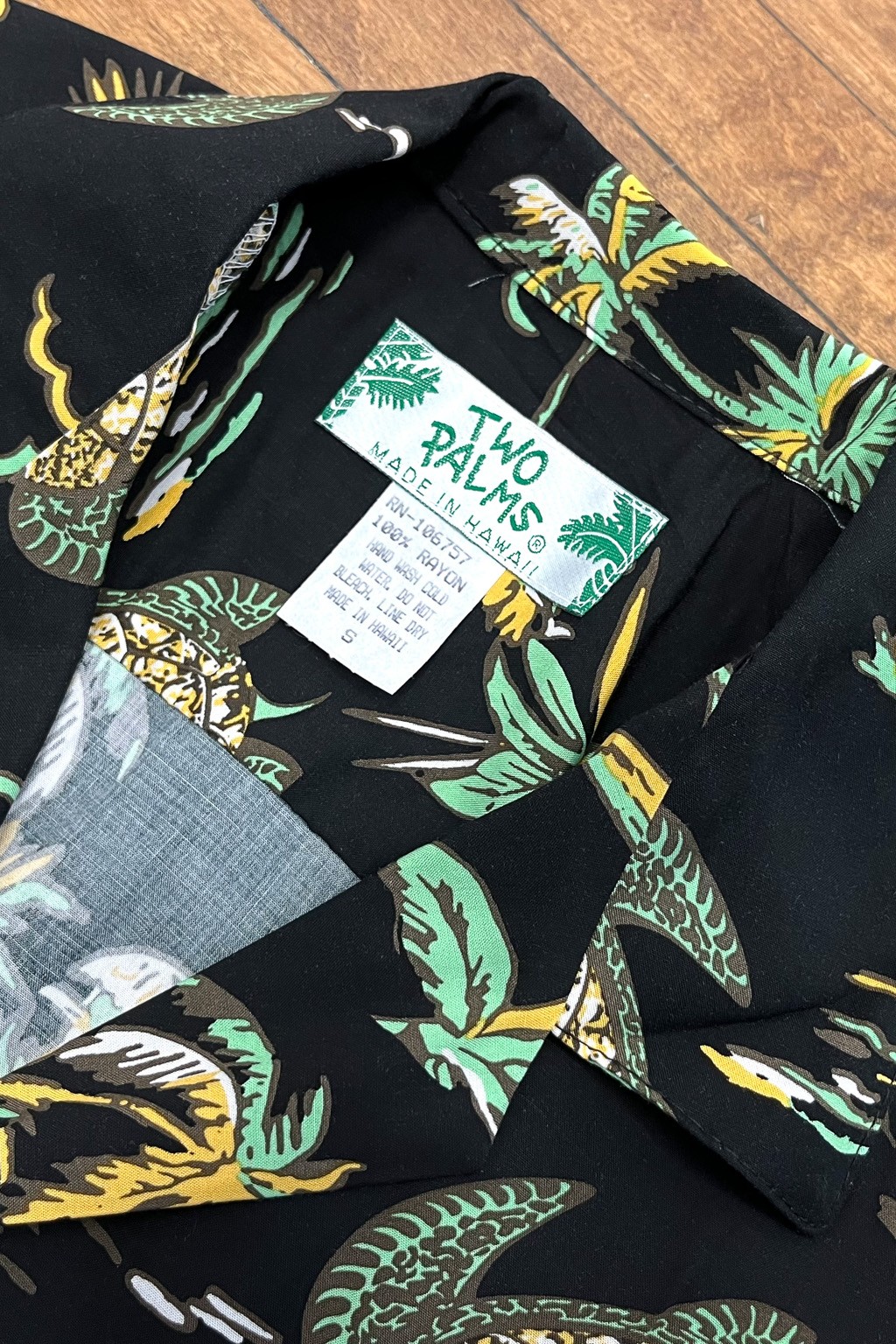 Two Palms Turtles Shirt Black