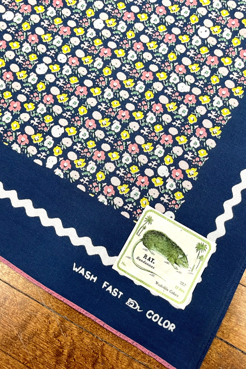 Kapital Fastcolor Selvedge Bandana (SKULL & FLOWER) Navy