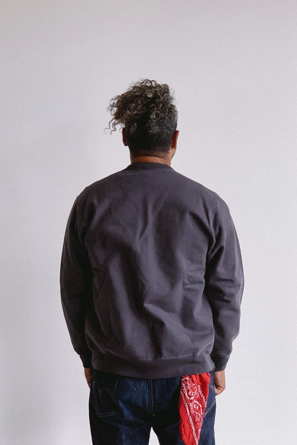 lady white co. split crew cardigan 黒 Lady White Co. Split Crewneck Cardigan Tire Black - Made in