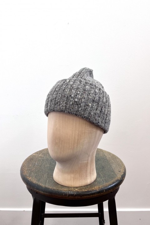 Drake's Merino Wool Ribbed Knit Beanie Ramor Grey